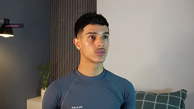 Snapshot of Busterspinter chatting on 19, 9, 2025 Busterspinter online show from 19, 9, 2025