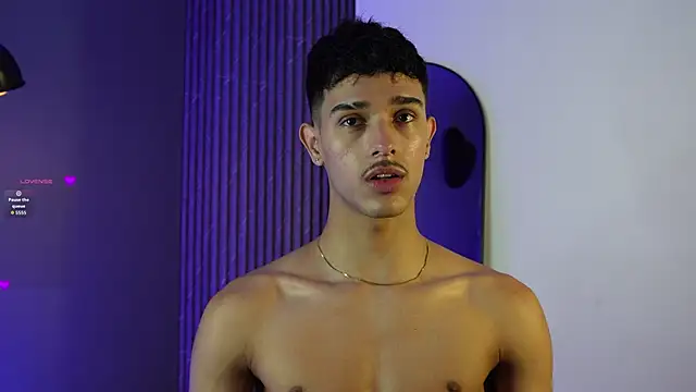 Snapshot of Busterspinter chatting on 26, 9, 2025 Busterspinter online show from 26, 9, 2025