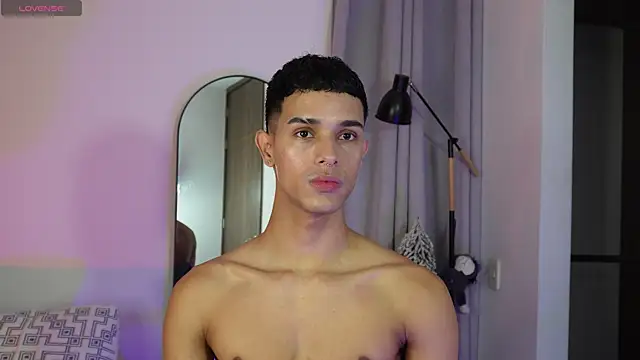 Snapshot of Busterspinter chatting on 13, 12, 2025 Busterspinter online show from 13, 12, 2025