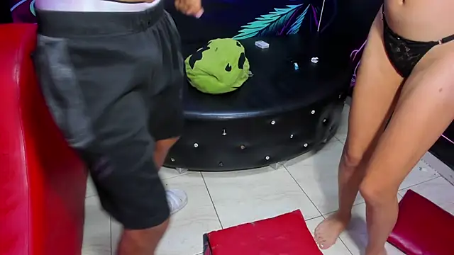 Snapshot of Living_room chatting on 18, 2, 2026 Living room online show from 18, 2, 2026