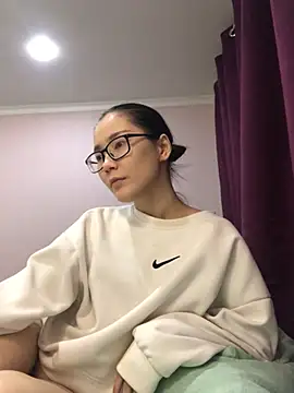 Milka23 online show from 8, 12, 2024