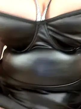 Snapshot of Mature_hot_mom chatting on 21, 10, 2025 Mature hot mom online show from 21, 10, 2025