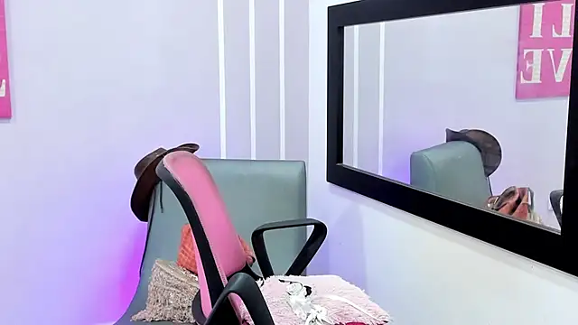 Snapshot of Andy_Gamboa chatting on 1, 2, 2025 Andy Gamboa online show from 1, 2, 2025