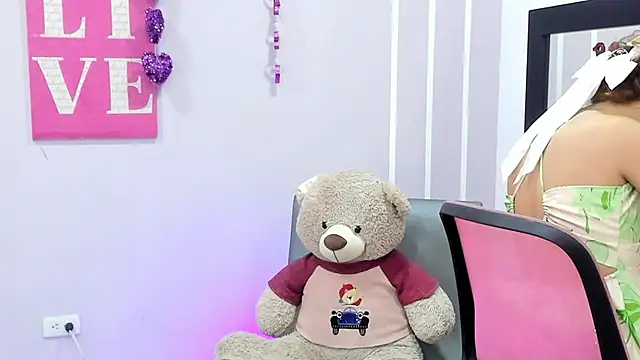 Snapshot of Andy_Gamboa chatting on 24, 2, 2025 Andy Gamboa online show from 24, 2, 2025