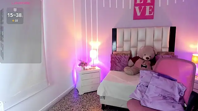 Snapshot of Andy_Gamboa chatting on 24, 11, 2025 Andy Gamboa online show from 24, 11, 2025