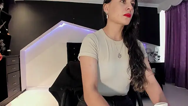 Snapshot of Coral_Gibson chatting on 22, 5, 2026 Coral Gibson online show from 22, 5, 2026