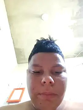 Snapshot of putoso031 chatting on 8, 3, 2025 putoso031 online show from 8, 3, 2025