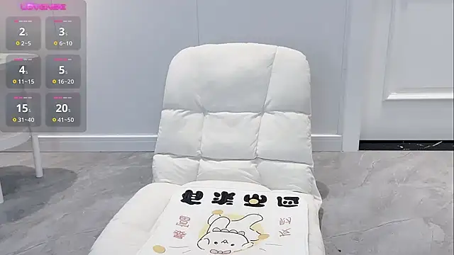 jiaozi-kiss online show from 24, 10, 2025