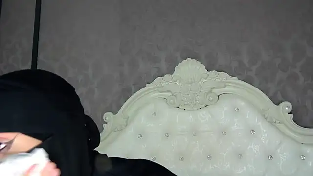 Snapshot of Hajar_Kar chatting on 9, 10, 2025 Hajar Kar online show from 9, 10, 2025