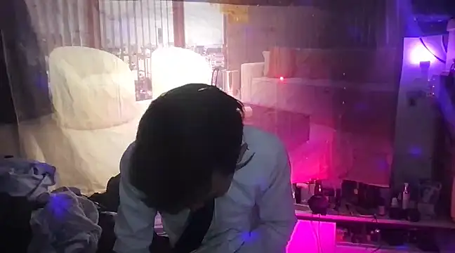 ex199212 online show from 20, 3, 2025