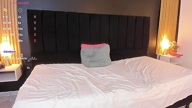 Snapshot of sweetsofia18 chatting on 9, 9, 2025 sweetsofia18 online show from 9, 9, 2025