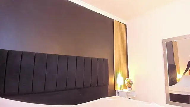 Snapshot of sweetsofia18 chatting on 25, 9, 2025 sweetsofia18 online show from 25, 9, 2025