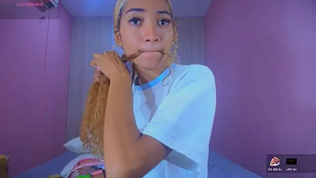 Charlotte Love10 online show from 19, 10, 2025