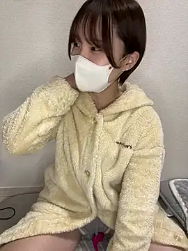 -x MIU x online show from 10, 3, 2025