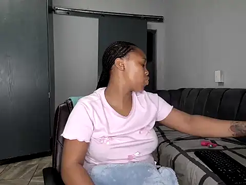 Pearl 00 online show from 12, 3, 2026