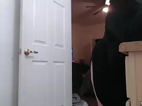 AlyssiaAmoreXO online show from 2, 2, 2025