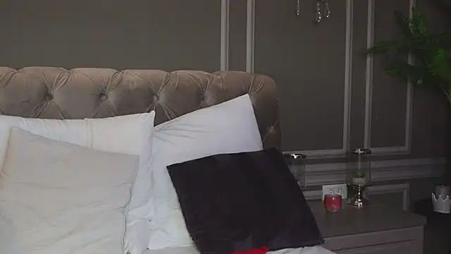 AnnieStylesx online show from 21, 1, 2025