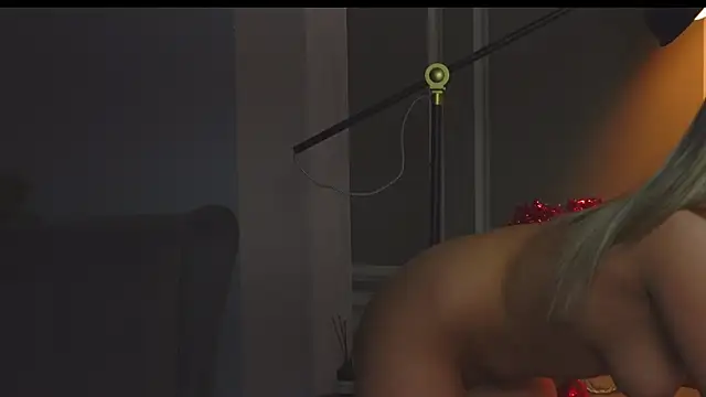 AnnieStylesx online show from 22, 2, 2025