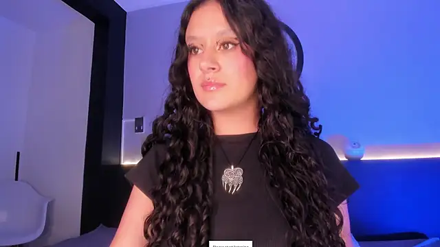 Snapshot of angel_witch chatting on 21, 12, 2024 angel witch online show from 21, 12, 2024