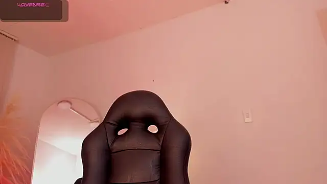 Missbrave1 online show from 11, 9, 2025