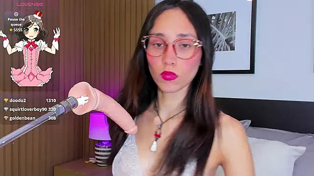 Snapshot of doll_bella_ chatting on 25, 4, 2026 doll bella online show from 25, 4, 2026