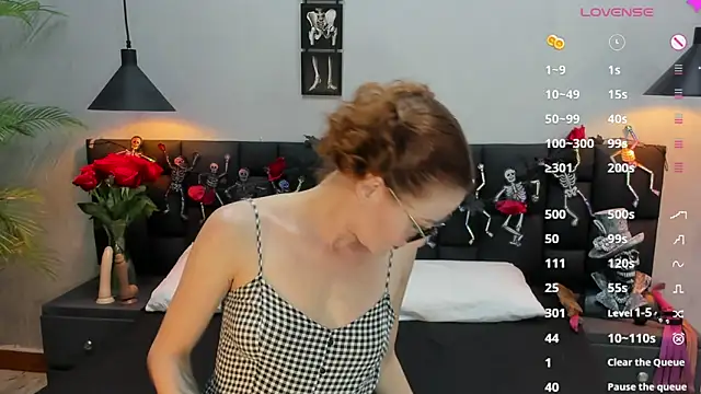 Snapshot of Sccarlett_Johnnson chatting on 15, 10, 2025 Sccarlett Johnnson online show from 15, 10, 2025