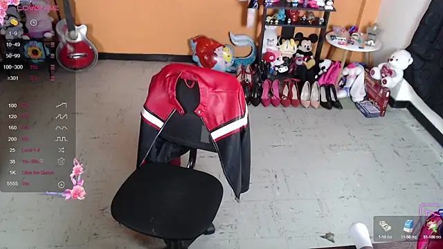 Snapshot of MissMiia2 chatting on 20, 1, 2025 MissMiia2 online show from 20, 1, 2025