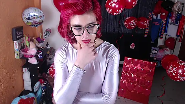 Snapshot of MissMiia2 chatting on 15, 2, 2025 MissMiia2 online show from 15, 2, 2025