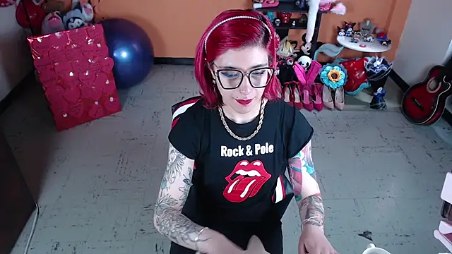 Snapshot of MissMiia2 chatting on 17, 3, 2025 MissMiia2 online show from 17, 3, 2025