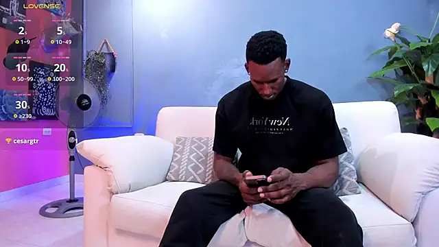 Iker bigdick online show from 10, 1, 2025