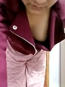 Snapshot of Indianhyna chatting on 20, 12, 2024 Indianhyna online show from 20, 12, 2024