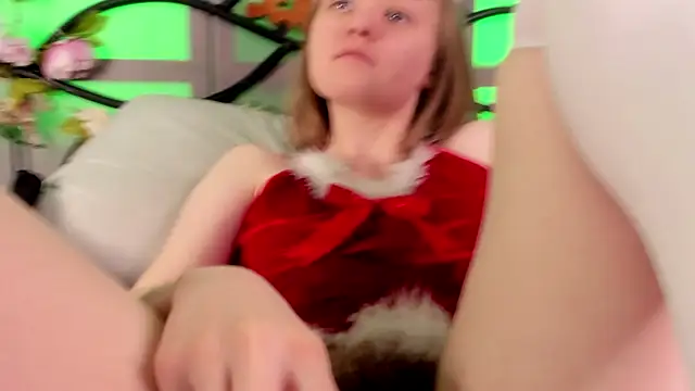 Snapshot of LilianSwall chatting on 20, 12, 2024 LilianSwall online show from 20, 12, 2024