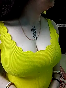 Snapshot of Raja_Ranii chatting on 7, 1, 2025 Raja Ranii online show from 7, 1, 2025