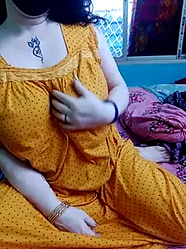 Snapshot of Raja_Ranii chatting on 22, 2, 2025 Raja Ranii online show from 22, 2, 2025