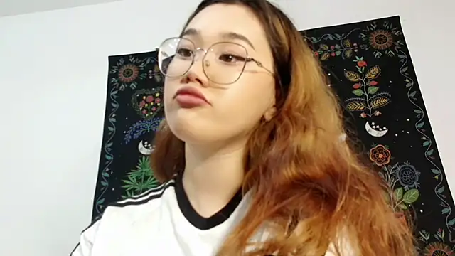 Jennatyan online show from 26, 9, 2025