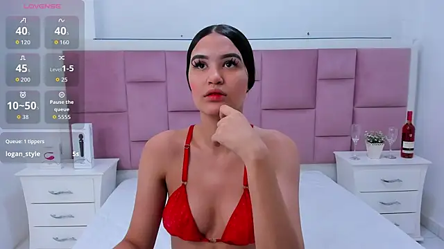 Snapshot of kaily_sweet1 chatting on 3, 10, 2025 kaily sweet1 online show from 3, 10, 2025