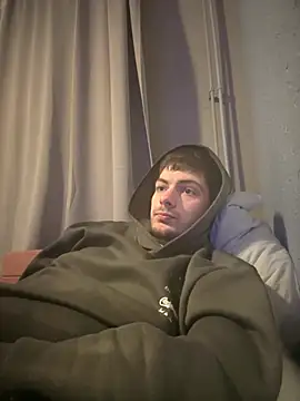 Snapshot of youssef00711 chatting on 24, 2, 2025 youssef00711 online show from 24, 2, 2025