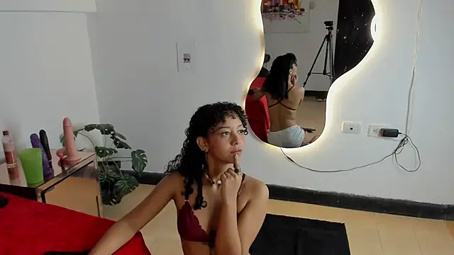 Milanxht online show from 3, 2, 2025