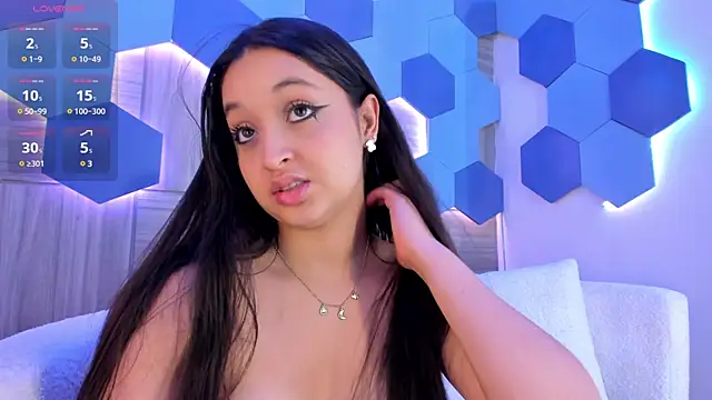 Snapshot of MiaKay1 chatting on 1, 3, 2025 MiaKay1 online show from 1, 3, 2025