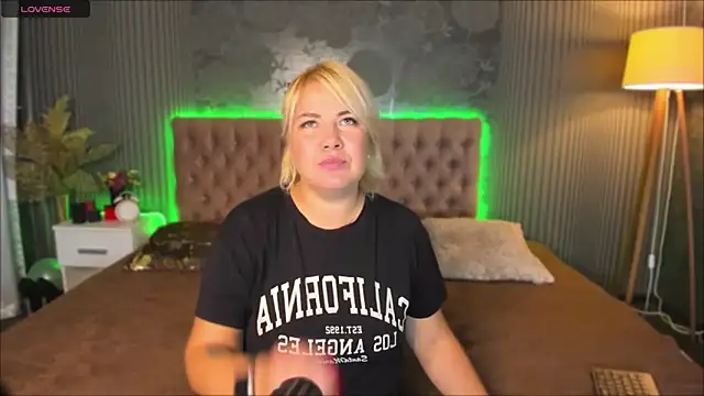 CurlyDreams online show from 24, 9, 2025