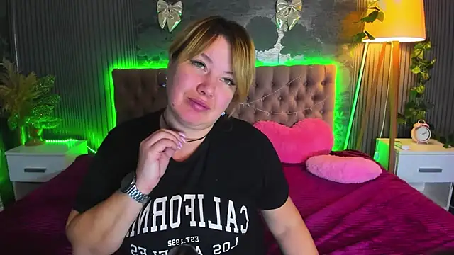 CurlyDreams online show from 14, 2, 2026