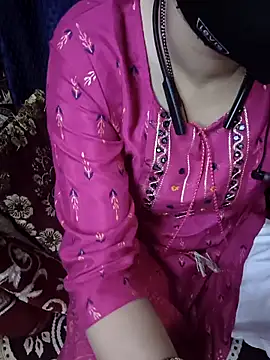 Snapshot of kaveerpooja947 chatting on 10, 11, 2025 kaveerpooja947 online show from 10, 11, 2025