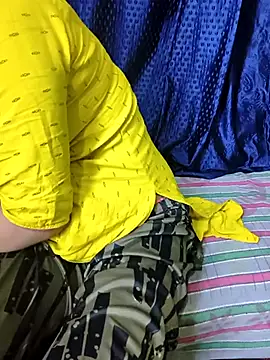 Snapshot of kaveerpooja947 chatting on 3, 12, 2025 kaveerpooja947 online show from 3, 12, 2025