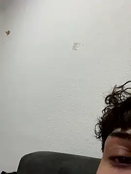 Snapshot of latinoturke chatting on 14, 1, 2026 latinoturke online show from 14, 1, 2026