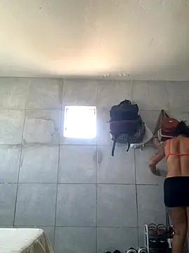 Snapshot of Gabrielleof chatting on 13, 11, 2025 Gabrielleof online show from 13, 11, 2025