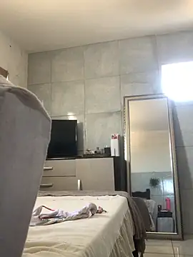 Snapshot of Gabrielleof chatting on 24, 11, 2025 Gabrielleof online show from 24, 11, 2025