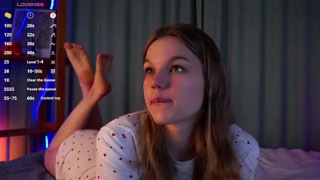 Snapshot of EdlinAlliston chatting on 3, 2, 2025 EdlinAlliston online show from 3, 2, 2025