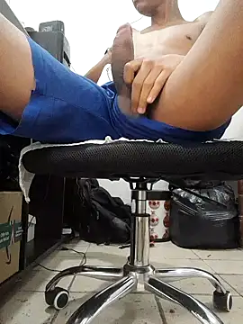 Snapshot of eomaisnovo0 chatting on 29, 12, 2024 eomaisnovo0 online show from 29, 12, 2024