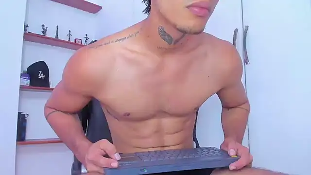 Snapshot of Jonryder_ chatting on 16, 12, 2025 Jonryder online show from 16, 12, 2025