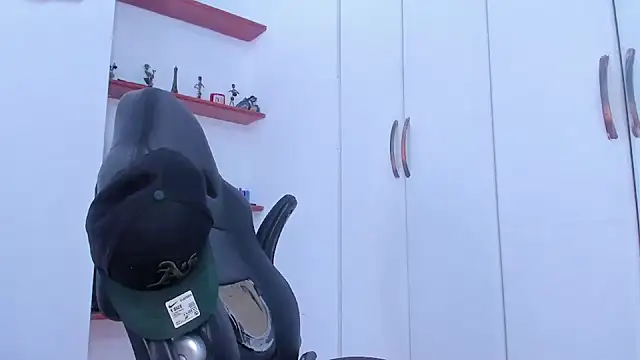 Snapshot of Jonryder_ chatting on 18, 12, 2025 Jonryder online show from 18, 12, 2025